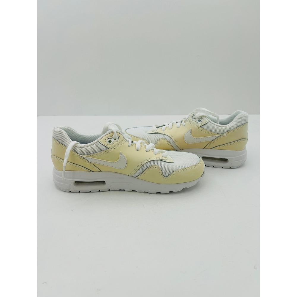 Nike Air Max 1 Sneakers Boys 5Y White New Without Box - Picture 3 of 8